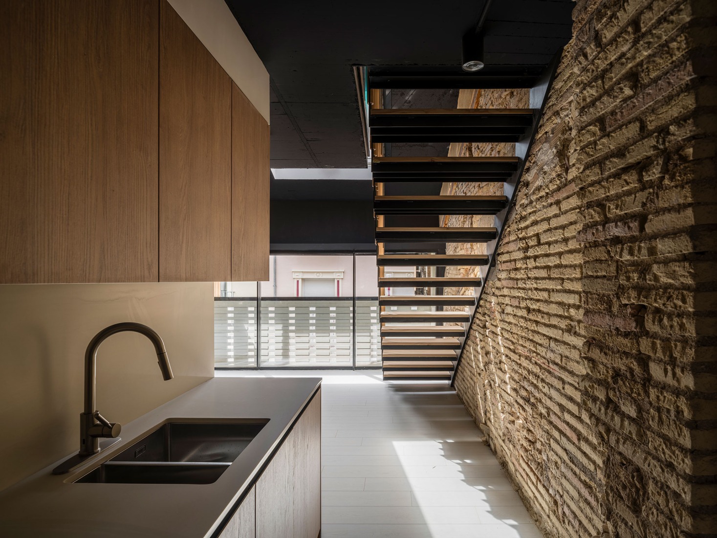 Sustitución de 4 viviendas por Josean Ruiz Esquíroz. Fotografía por Imagen Subliminal.