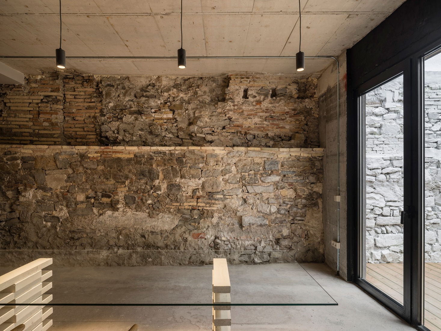 Sustitución de 4 viviendas por Josean Ruiz Esquíroz. Fotografía por Imagen Subliminal.