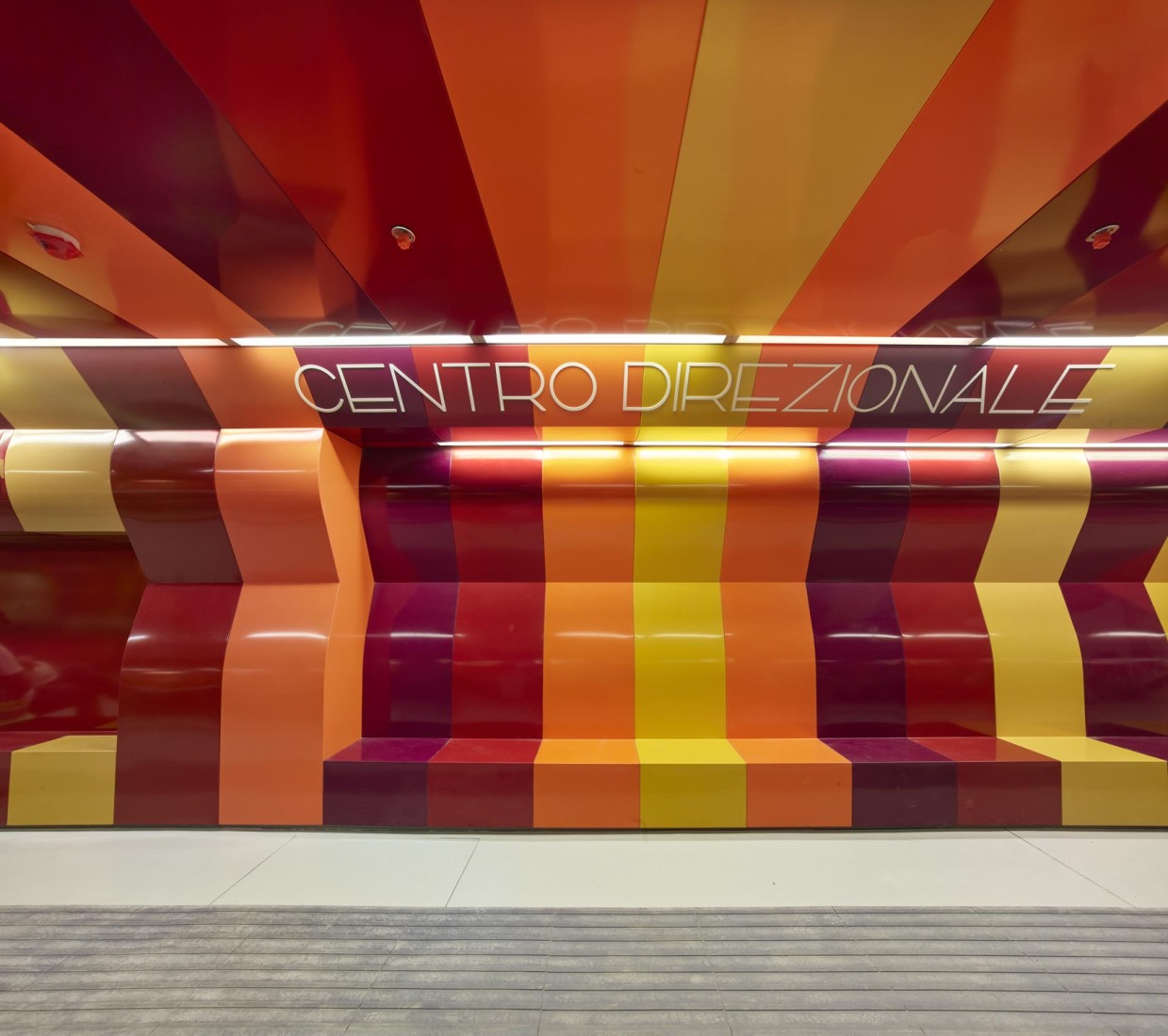 Centro Direzionale, Naples Underground Central Station by Benedetta Tagliabue - EMBT Architects. Photograph by Roland Halbe.