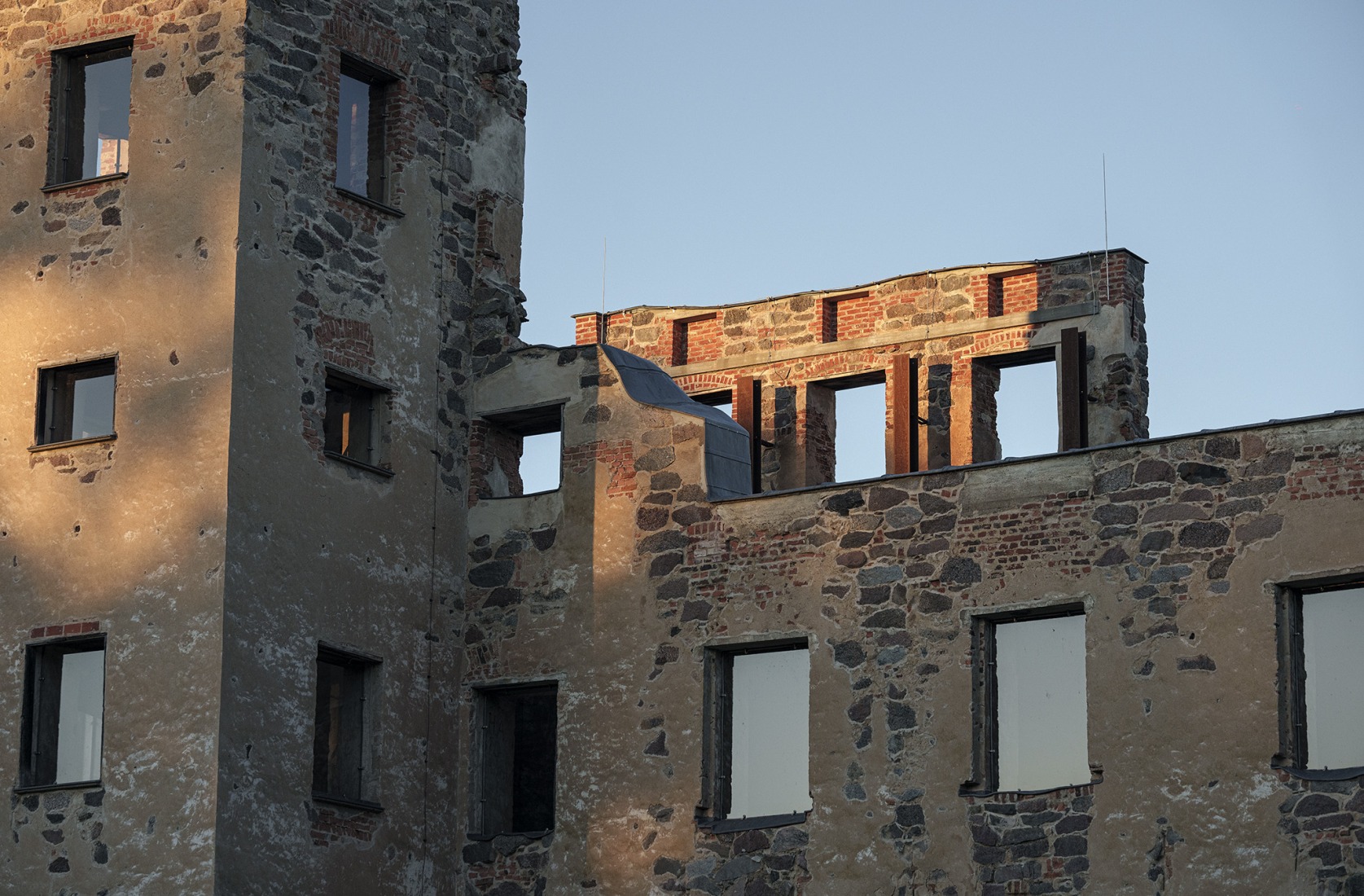 Ruinas del castillo de Stjärnorp por Wikerstål Arkitekter / Tengbom Arkitekter. Fotografía por Felix Gerlach.