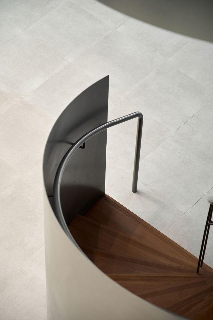 Expansion of the Technology-Based Business Center by VIRA arquitectura. Photograph by Javier Bravo.