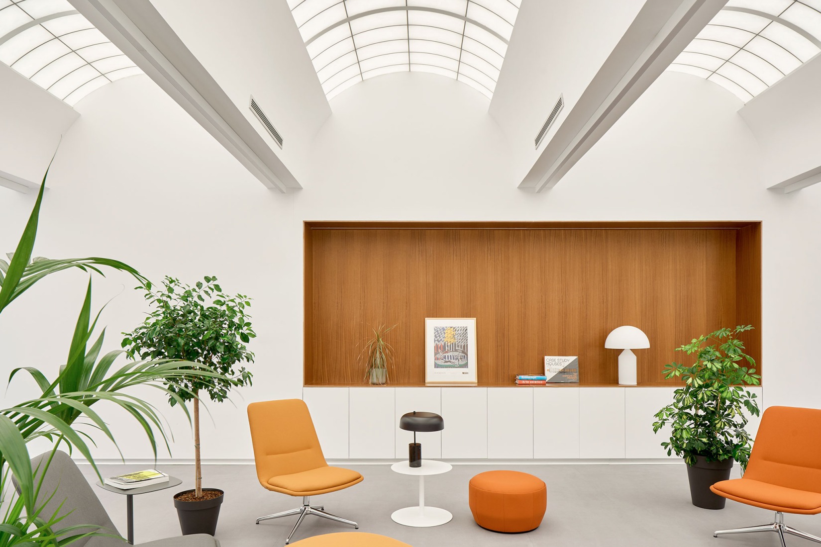 Expansion of the Technology-Based Business Center by VIRA arquitectura. Photograph by Javier Bravo.