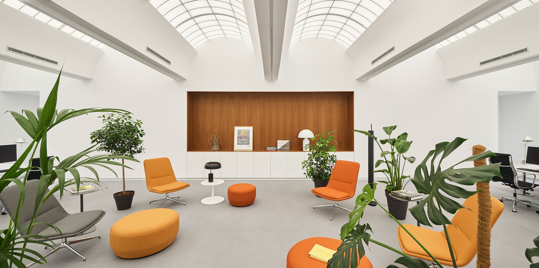 Expansion of the Technology-Based Business Center by VIRA arquitectura. Photograph by Javier Bravo.