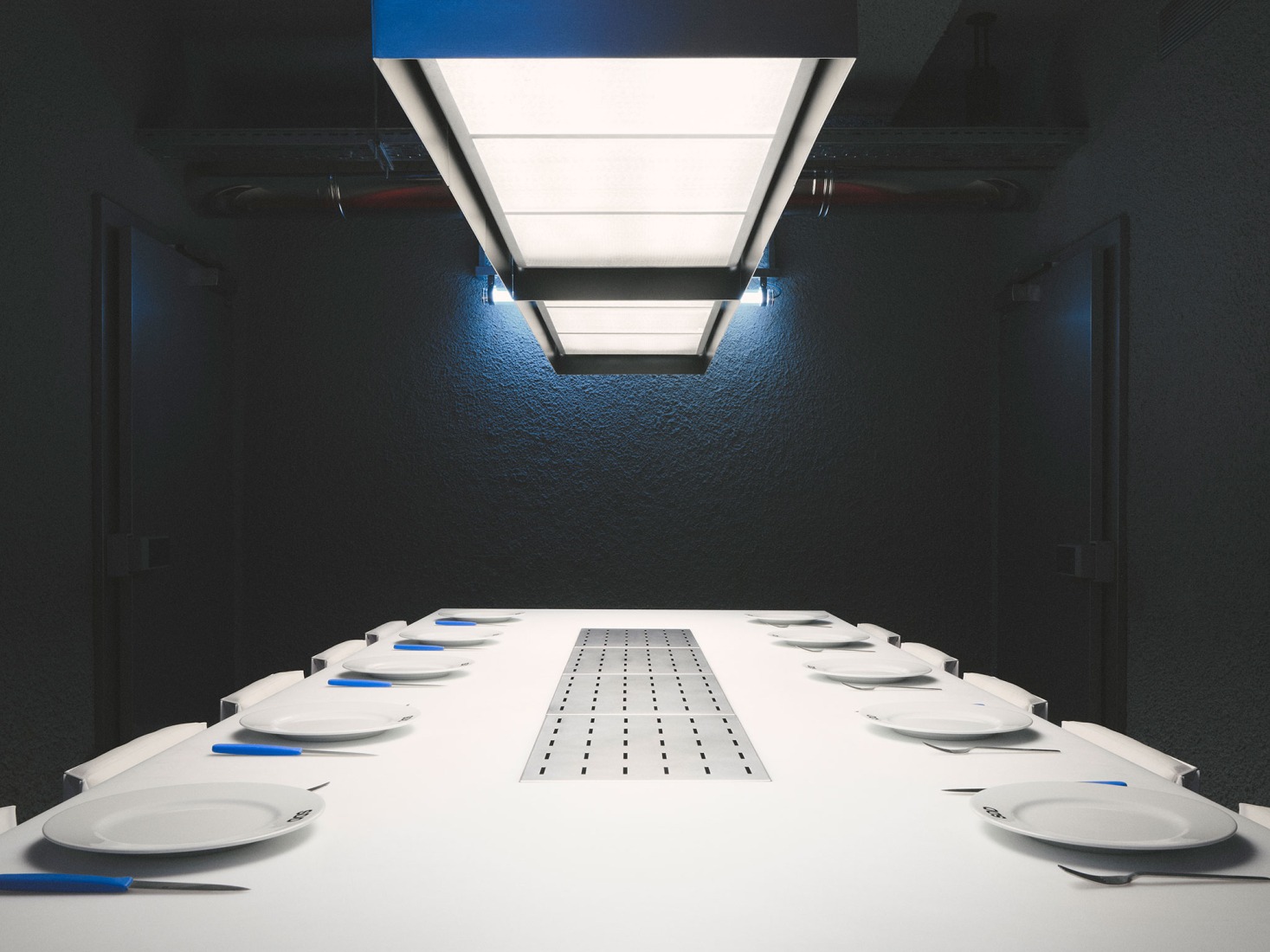 "Sala de Despiece SDD1" by yyplusplus. Photograph by Enanei.