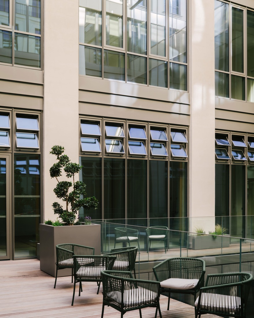 "Sentier" by COVE Architectes + CALQ Architectes. Photograph by Maxime Verret.