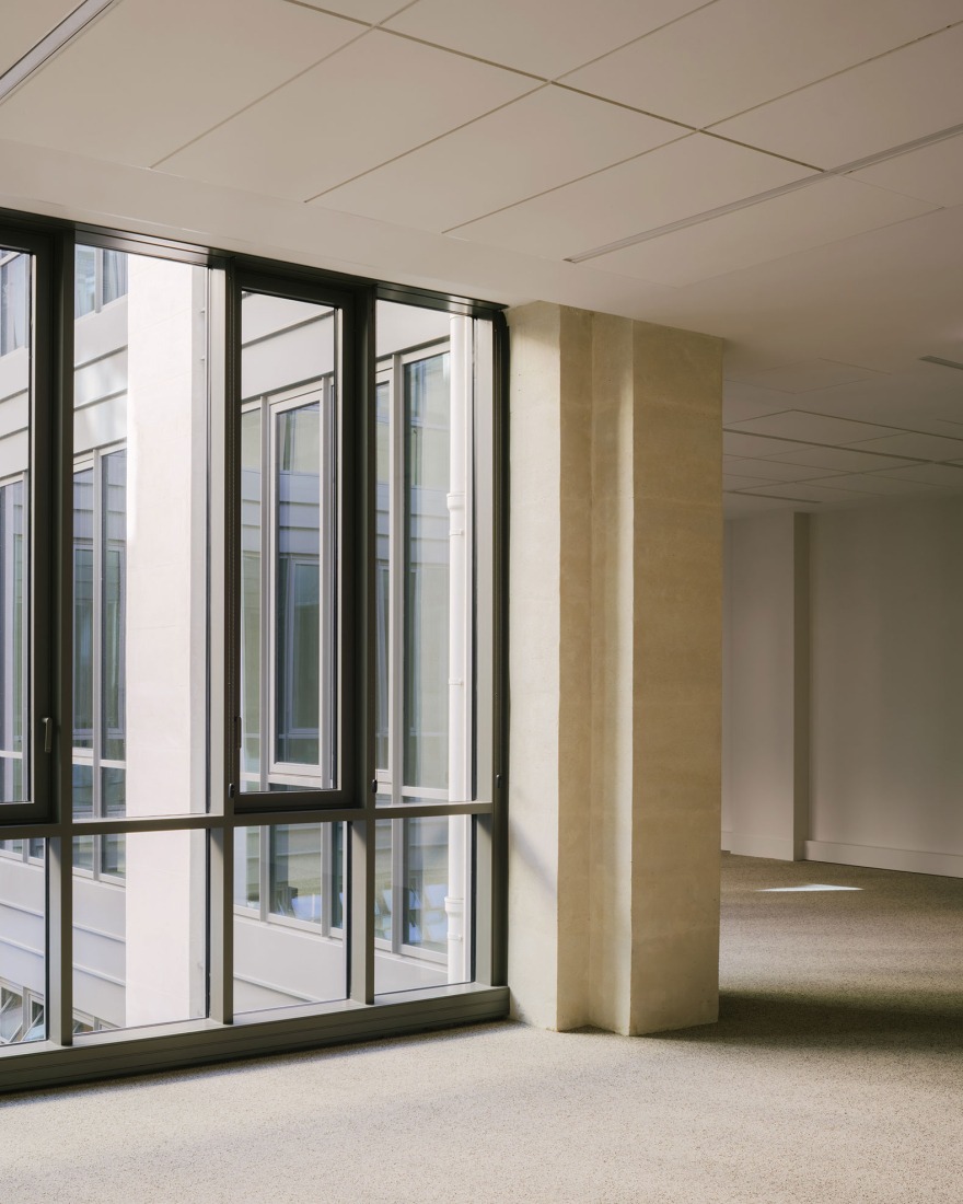 "Sentier" by COVE Architectes + CALQ Architectes. Photograph by Maxime Verret.