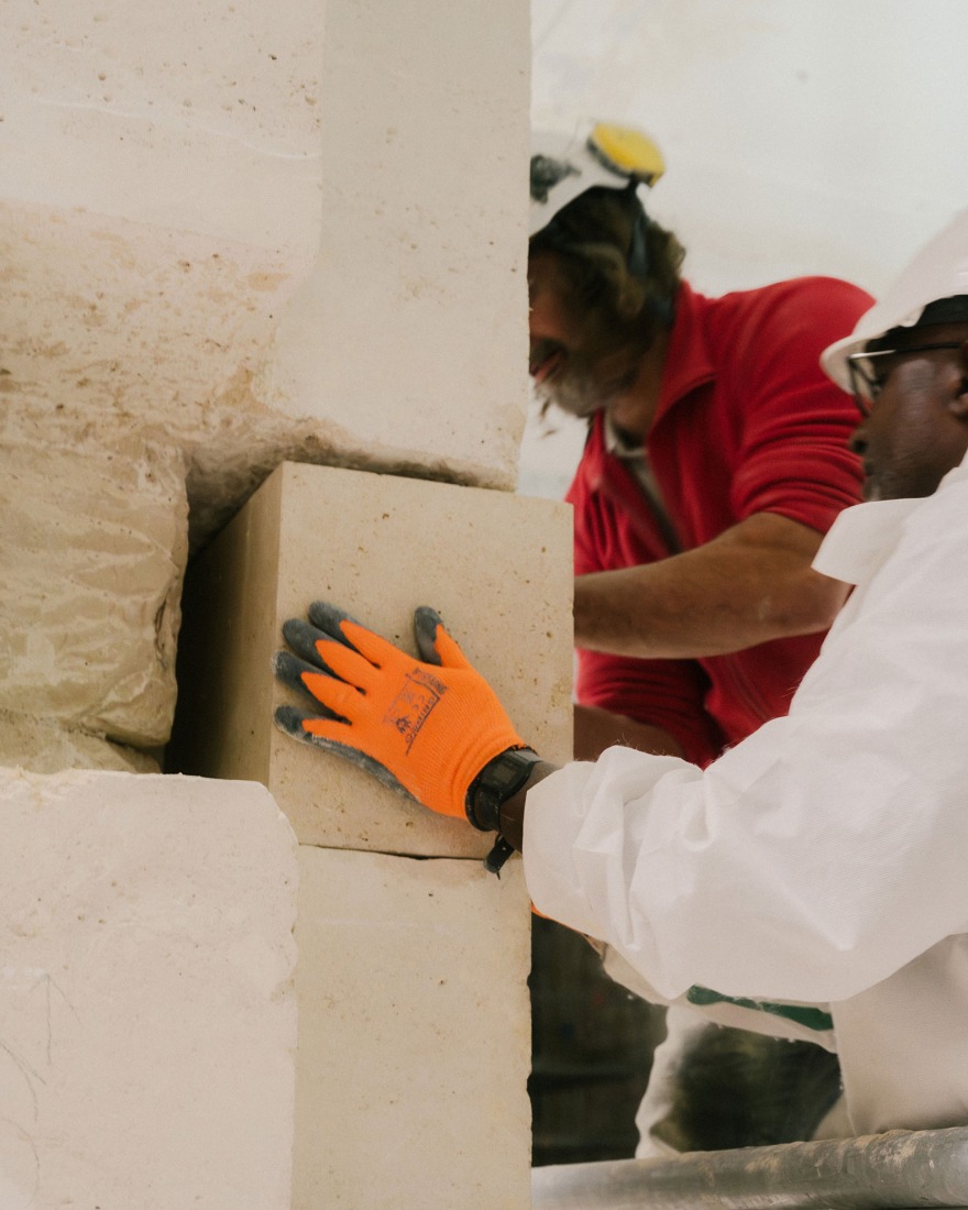 "Sentier" by COVE Architectes + CALQ Architectes. Photograph by Maxime Verret.
