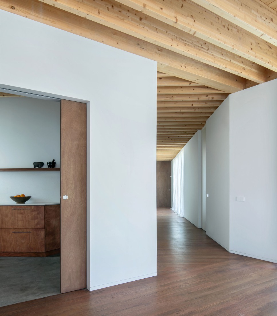 Casa 144º by Jaime Prous Architects and Pineda Monedero. Photograph by Del Río Bani.