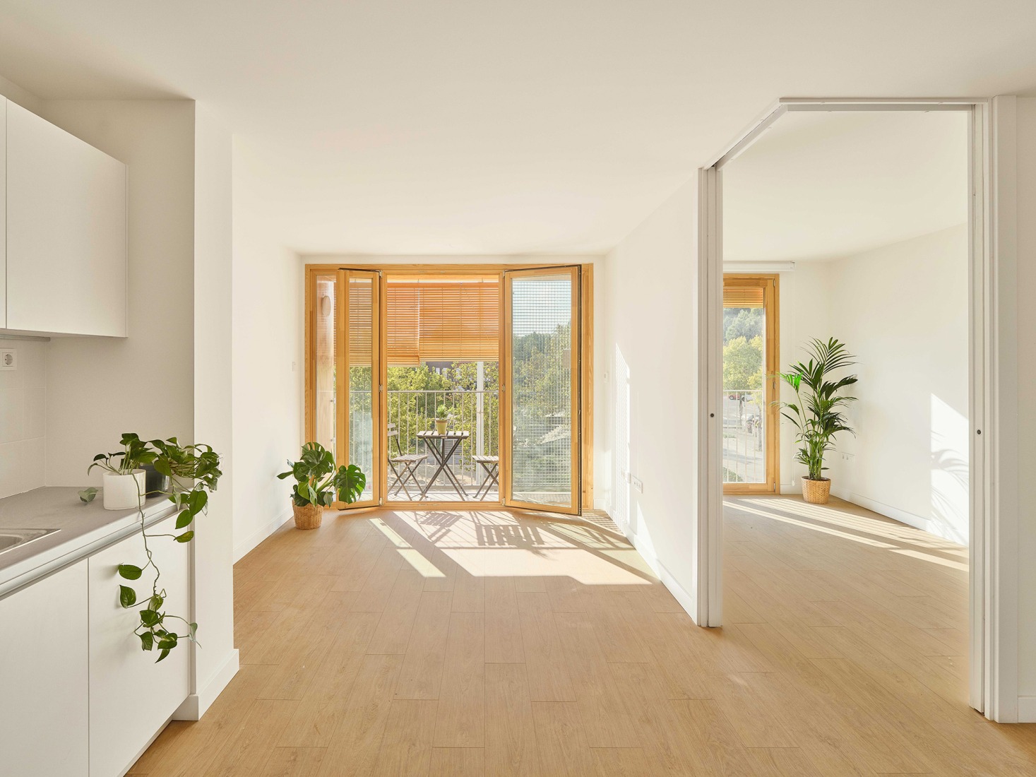 Social housing and collective space in Igualada by UTE MBM arquitectes + 4RQ arquitectura. Photograph by Adrià Goula.