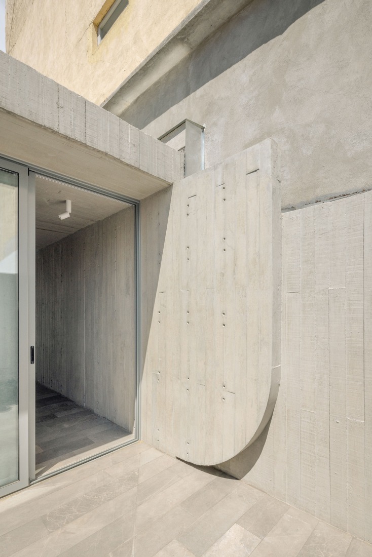 C294 Apartments by Michan Architecture. Photograph by Artuto Arrieta.