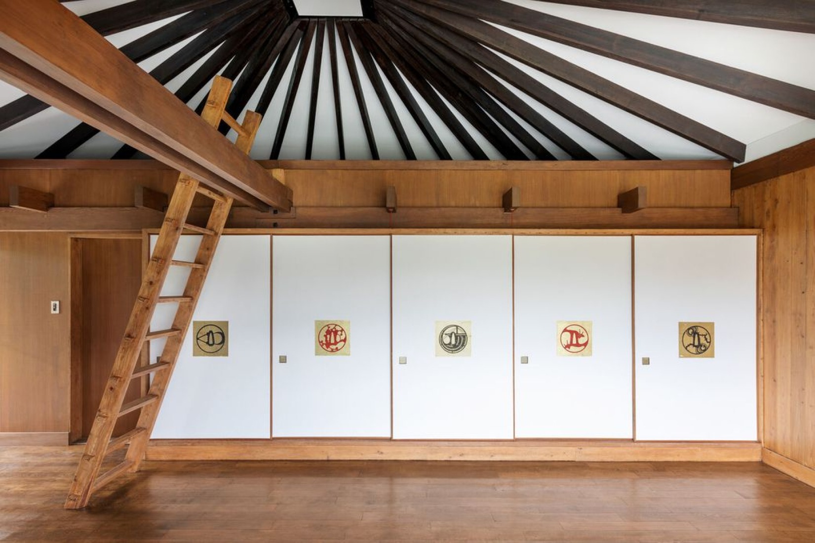 Casa Paraguas, Vitra Campus, Junio 2022. Imagen por Dejan Jovanovic / Vitra.