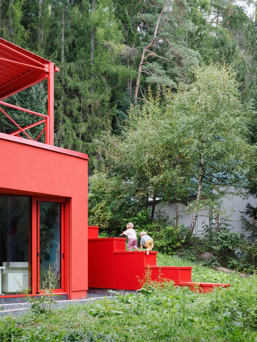 Jevany Villa by Architektura. Photograph by Matej Hakár.