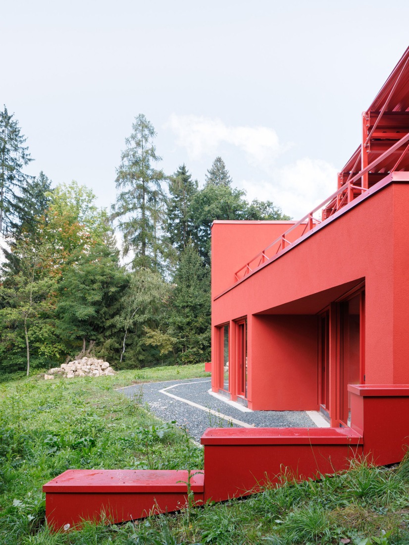 Jevany Villa by Architektura. Photograph by Matej Hakár.