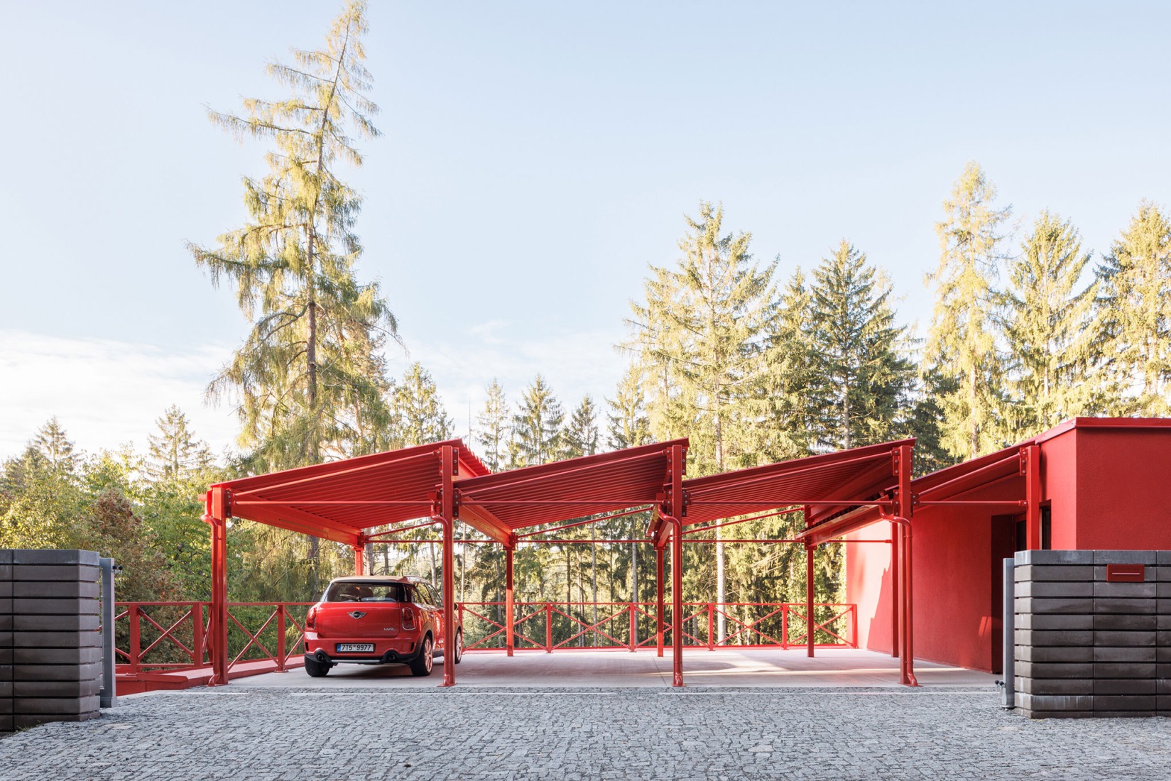 Jevany Villa by Architektura. Photograph by Matej Hakár.
