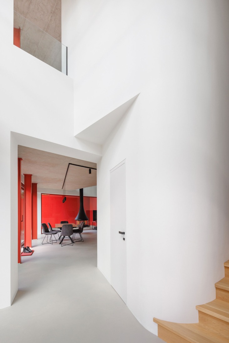 Jevany Villa by Architektura. Photograph by Matej Hakár.