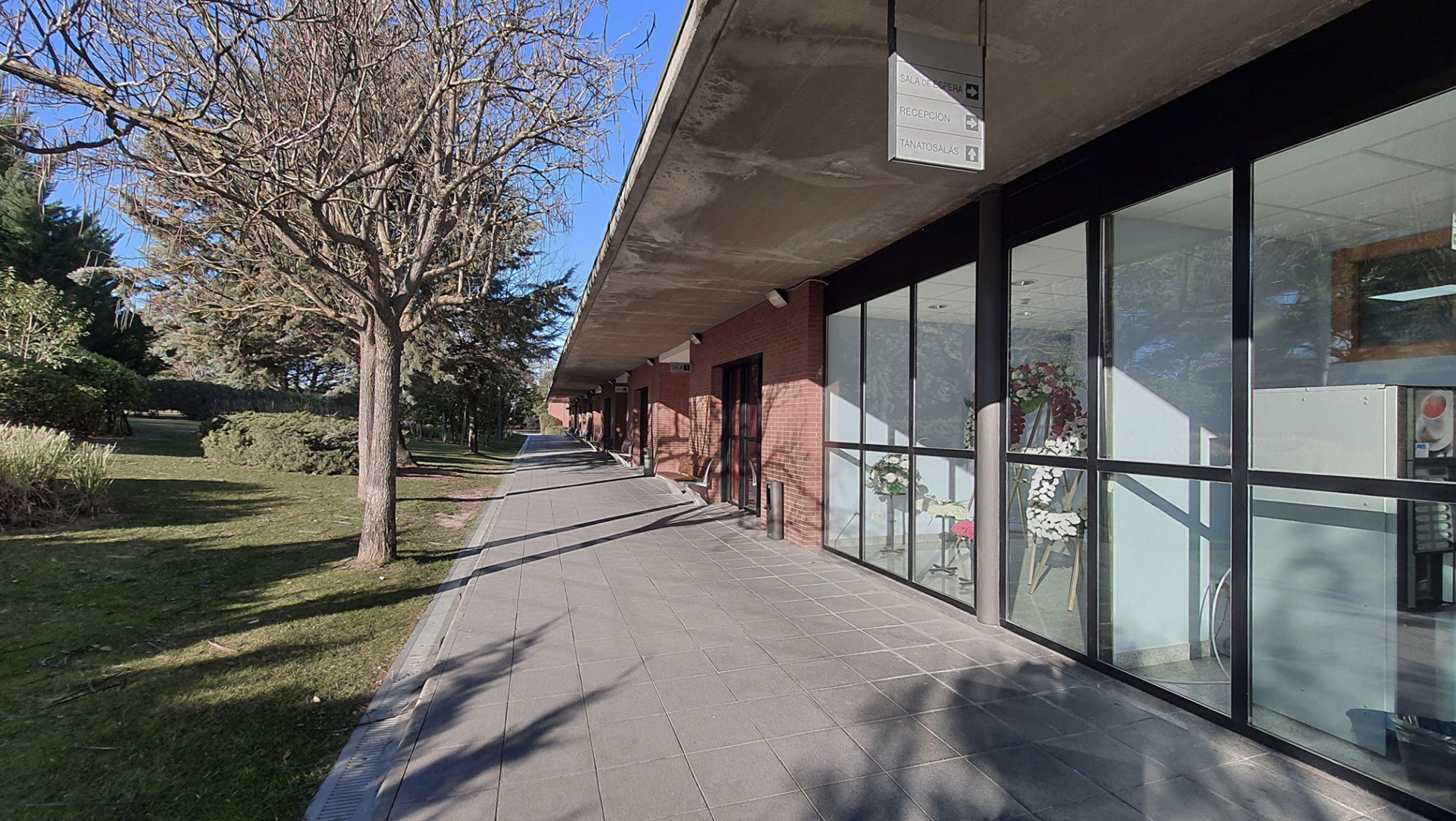 Previous state of the building. Renovation and expansion of the Tanatorio de las Contiendas by Arias Garrido Arquitectos + GMM Ingeniería y Arquitectura. Photograph by Javier Arias Madero.