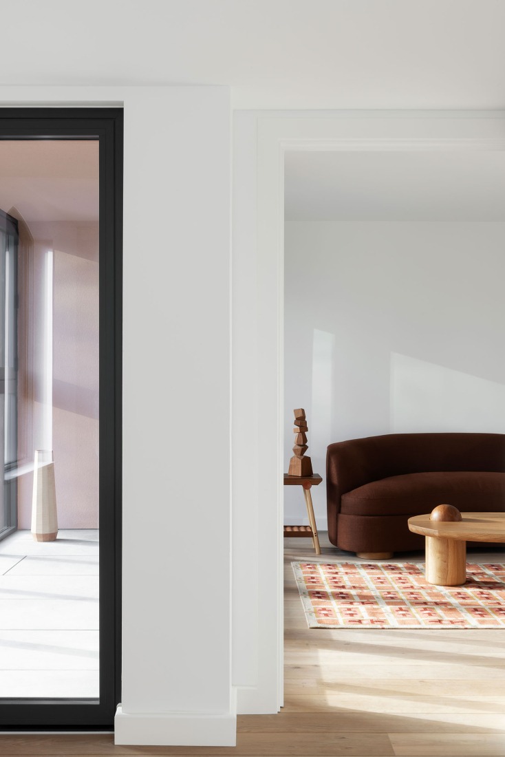 Trace por Bureau de Change. Fotografía por Gilbert McCarragher.