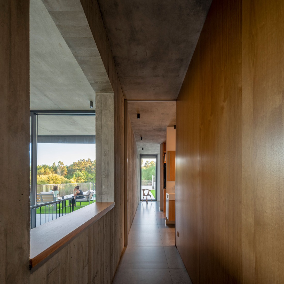 Casa Saiar por Castroferro Arquitectura. Fotografía por Héctor Santos-Díez. 