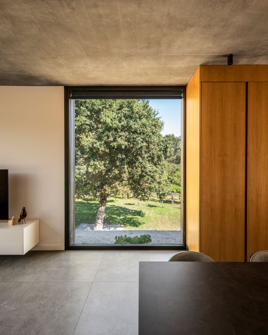 Casa Saiar por Castroferro Arquitectura. Fotografía por Héctor Santos-Díez. 
