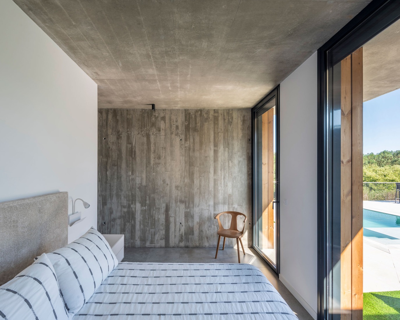Casa Saiar por Castroferro Arquitectura. Fotografía por Héctor Santos-Díez. 