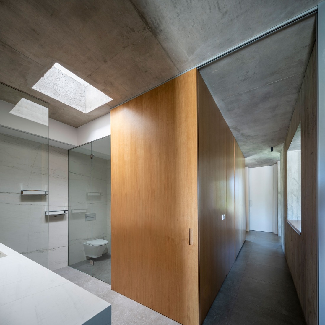 Casa Saiar por Castroferro Arquitectura. Fotografía por Héctor Santos-Díez. 