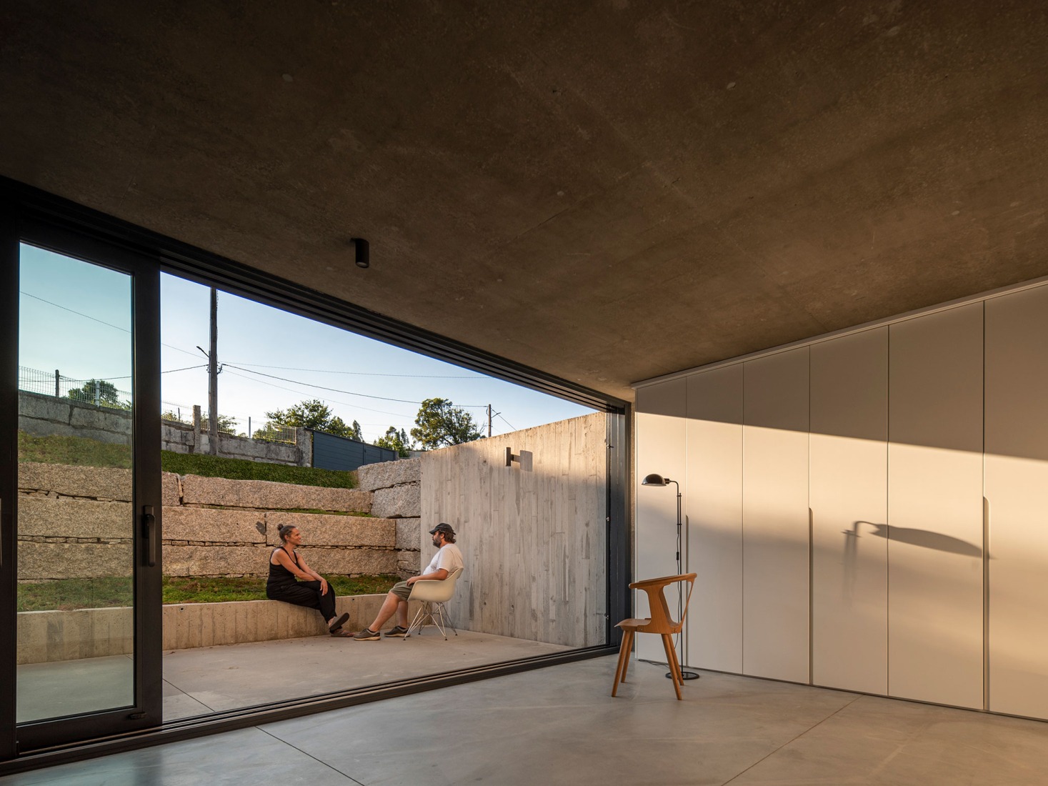 Casa Saiar por Castroferro Arquitectura. Fotografía por Héctor Santos-Díez. 
