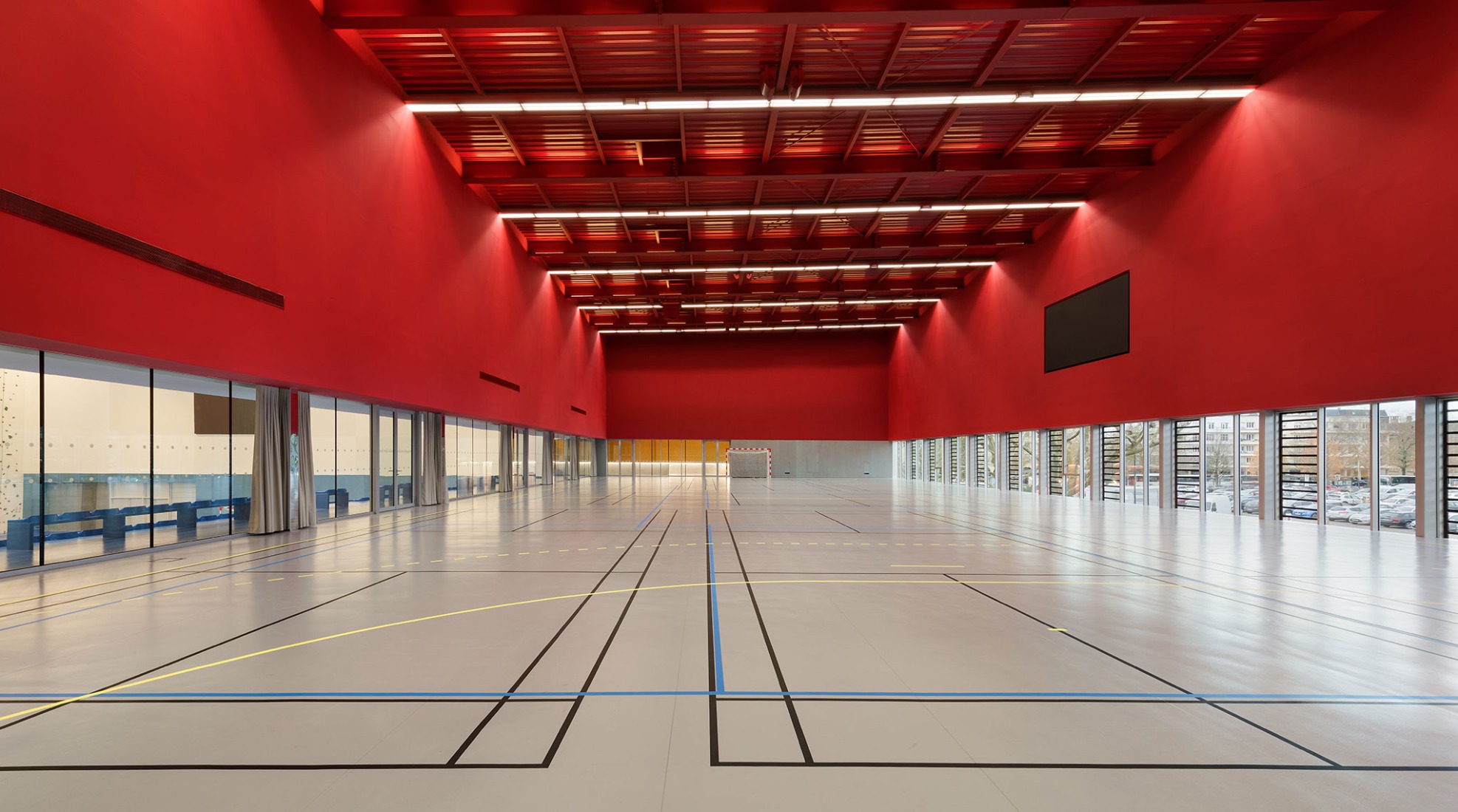 SPOT Multipurpose Sports Centre in Thionville by Dominique Coulon & associés. Photograph by Eugeni Pons.