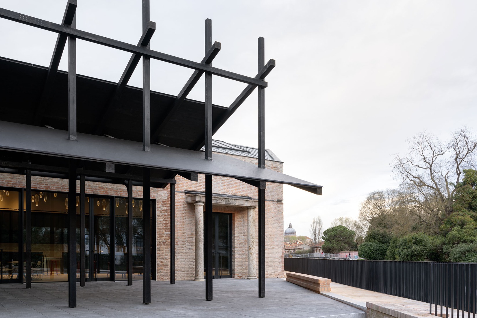 Loggia facing the Rio dei Giardini, Central Pavilion renovated through public funding allocated by the Ministry of Culture as part of the PNC of the PNRR. Photo Marco Cappelletti / Marco Cappelletti Studio, Courtesy La Biennale di Venezia / MiC.