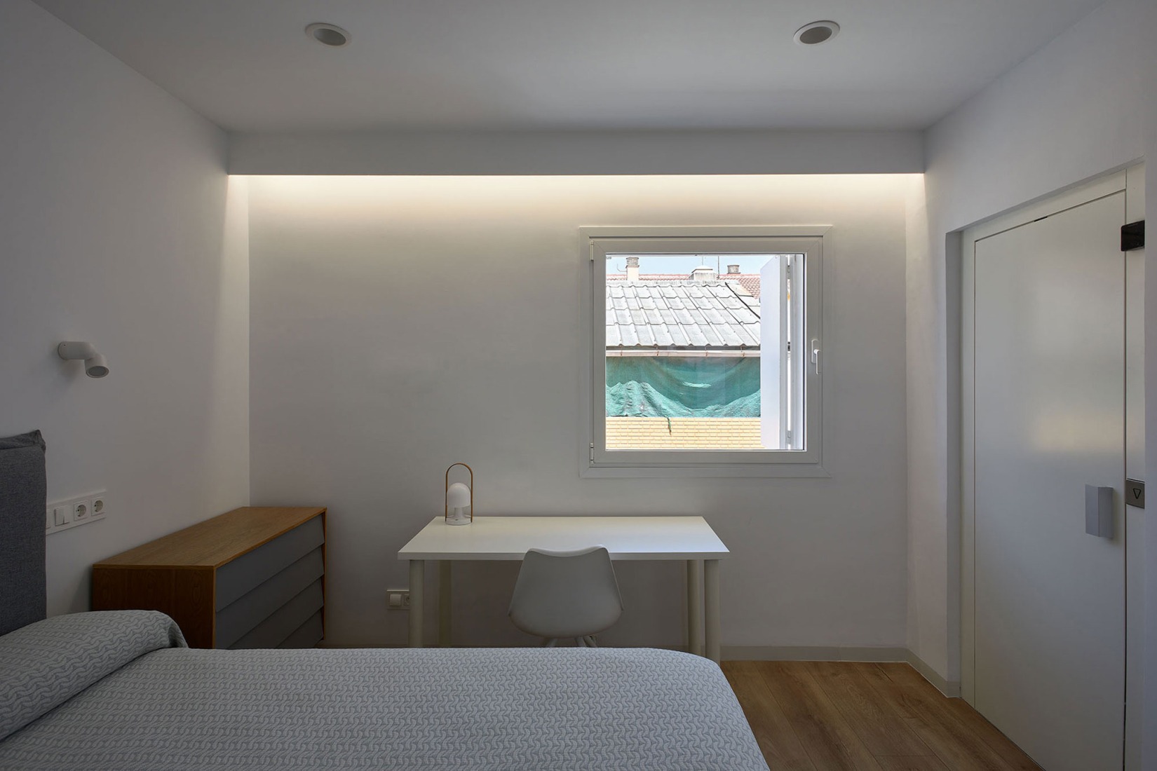 Mariola House by Palera Arquitectos. Photograph by Adam García.