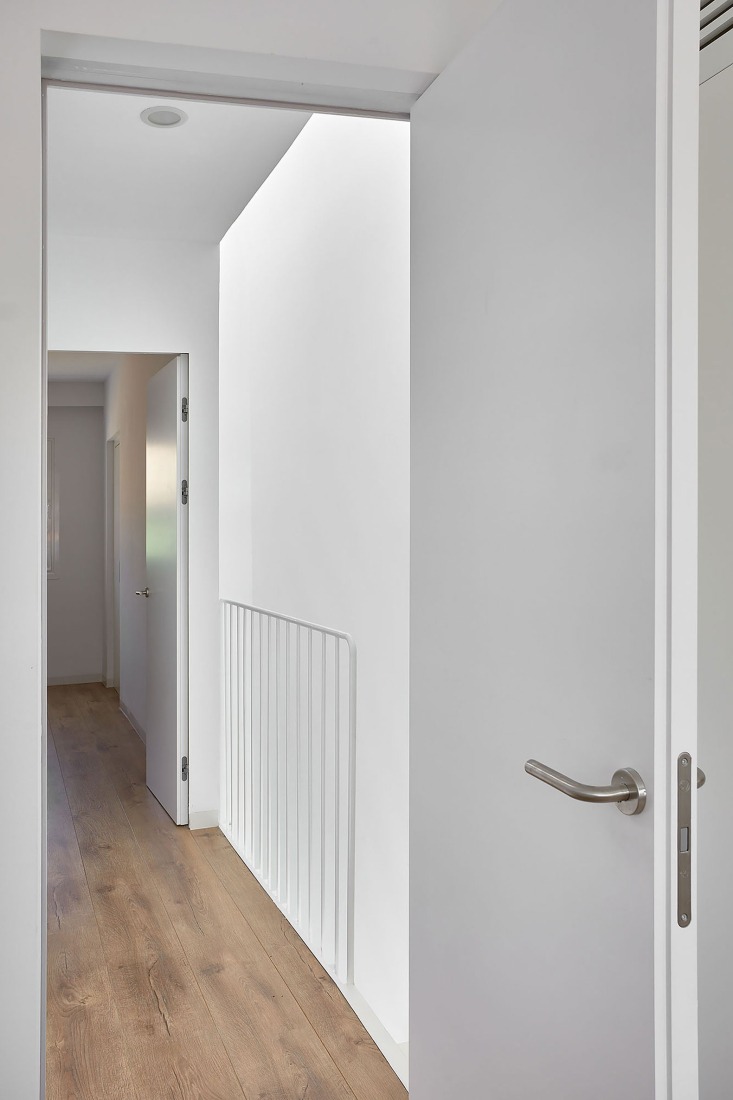 Mariola House by Palera Arquitectos. Photograph by Adam García.