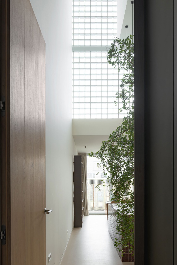 Light House by Studioninedots. Photograph by Sebastian van Damme.