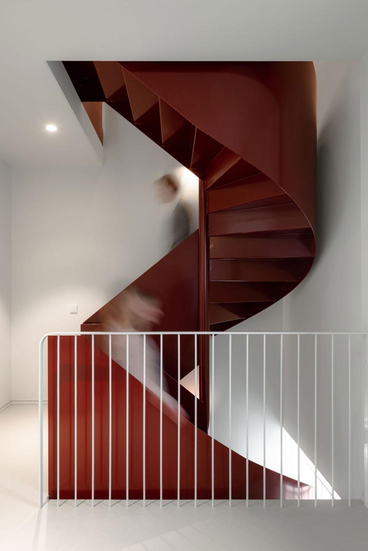 Light House by Studioninedots. Photograph by Sebastian van Damme.