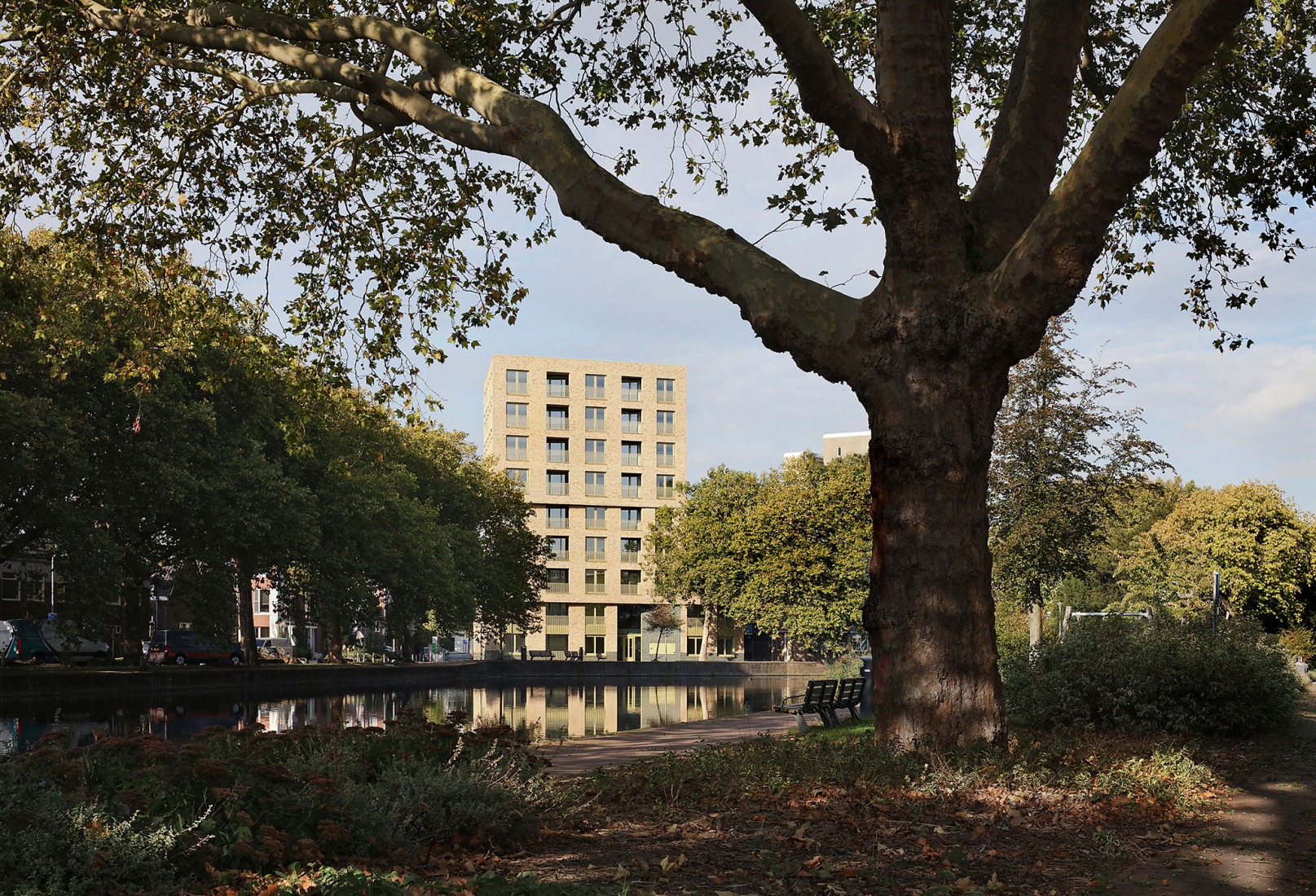 "De Hartenrust" by van Bergen Kolpa Architects. Photograph by Filip Dujardin.