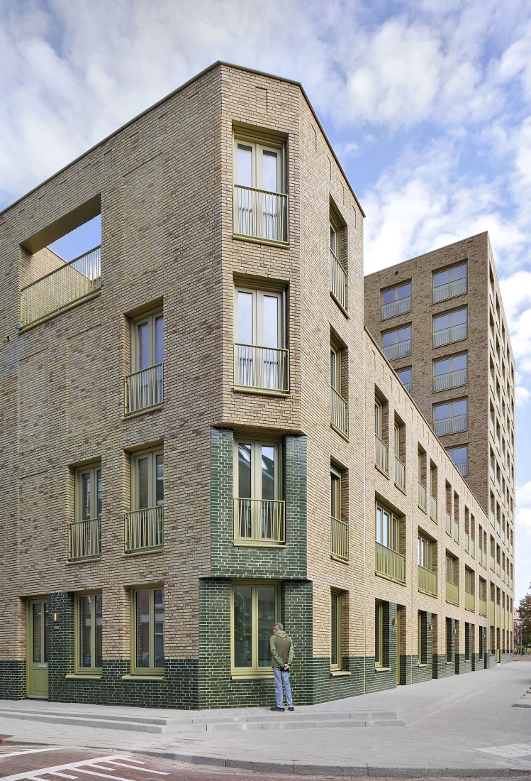 "De Hartenrust" by van Bergen Kolpa Architects. Photograph by Filip Dujardin.