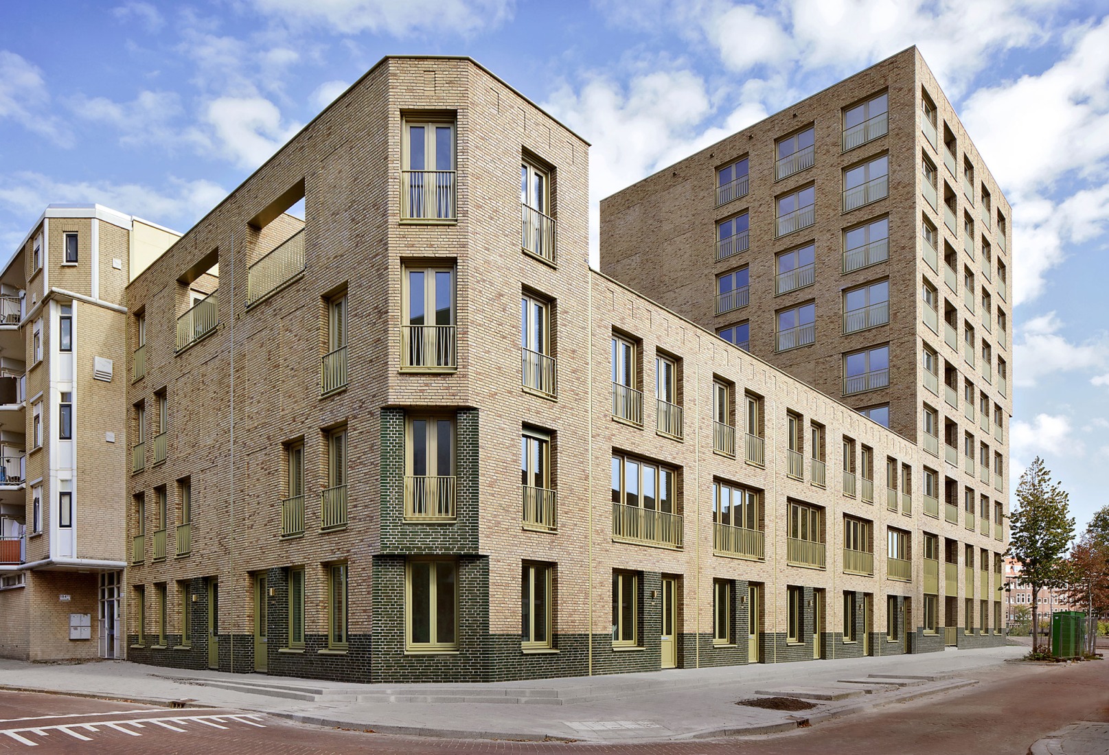 "De Hartenrust" by van Bergen Kolpa Architects. Photograph by Filip Dujardin.