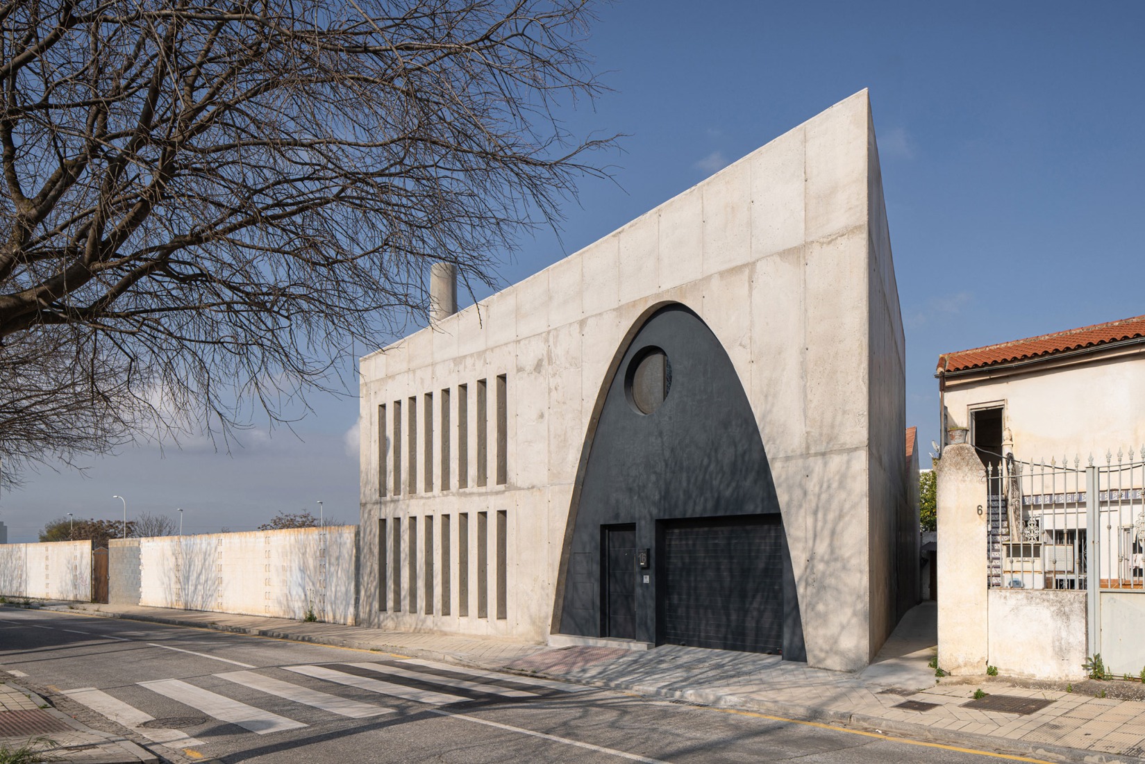 Bobadilla House by Álvaro Gor. Photograph by Juanan Barros.
