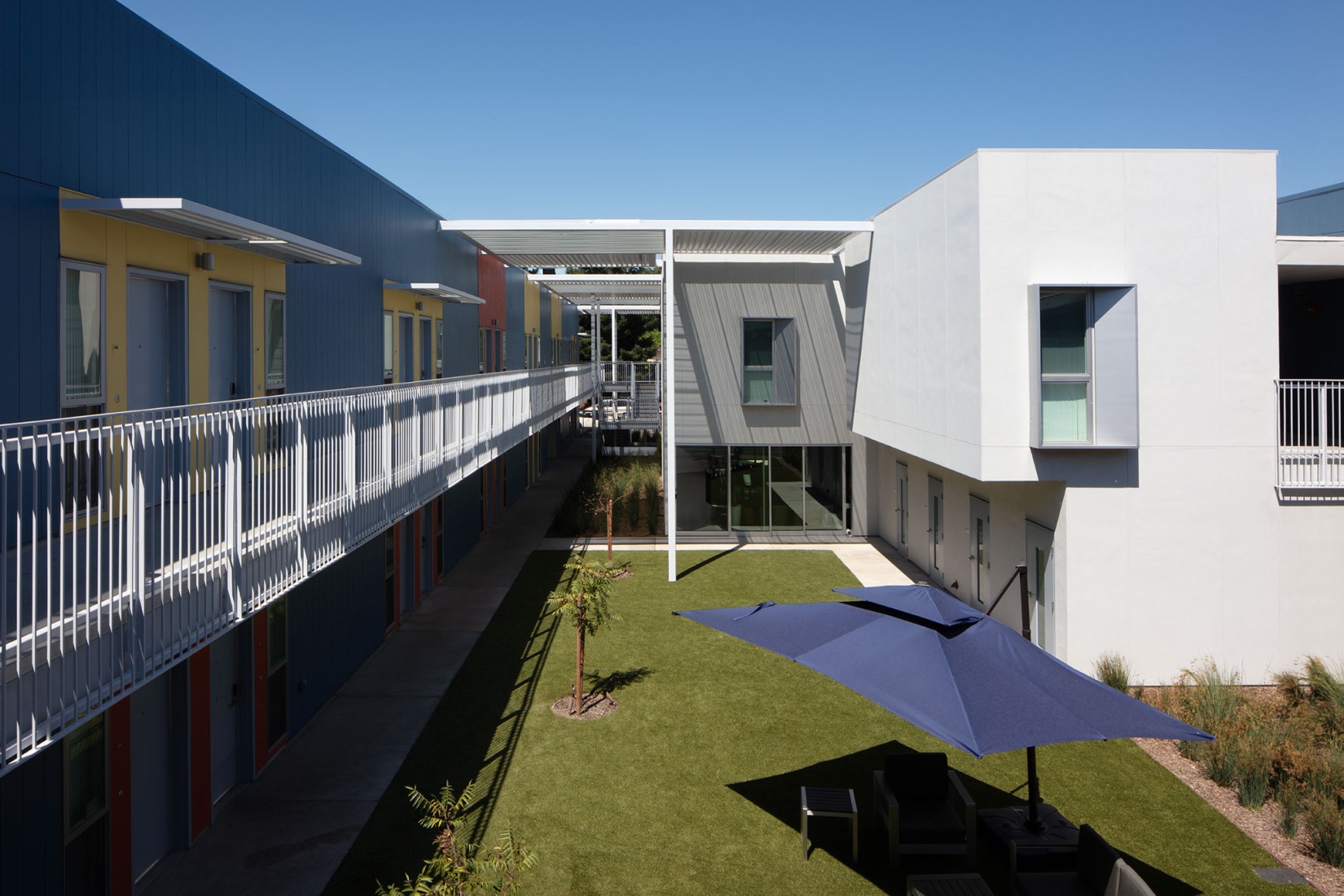 Northview Apartments by Brooks + Scarpa. Photograph by Tara Wujcik.