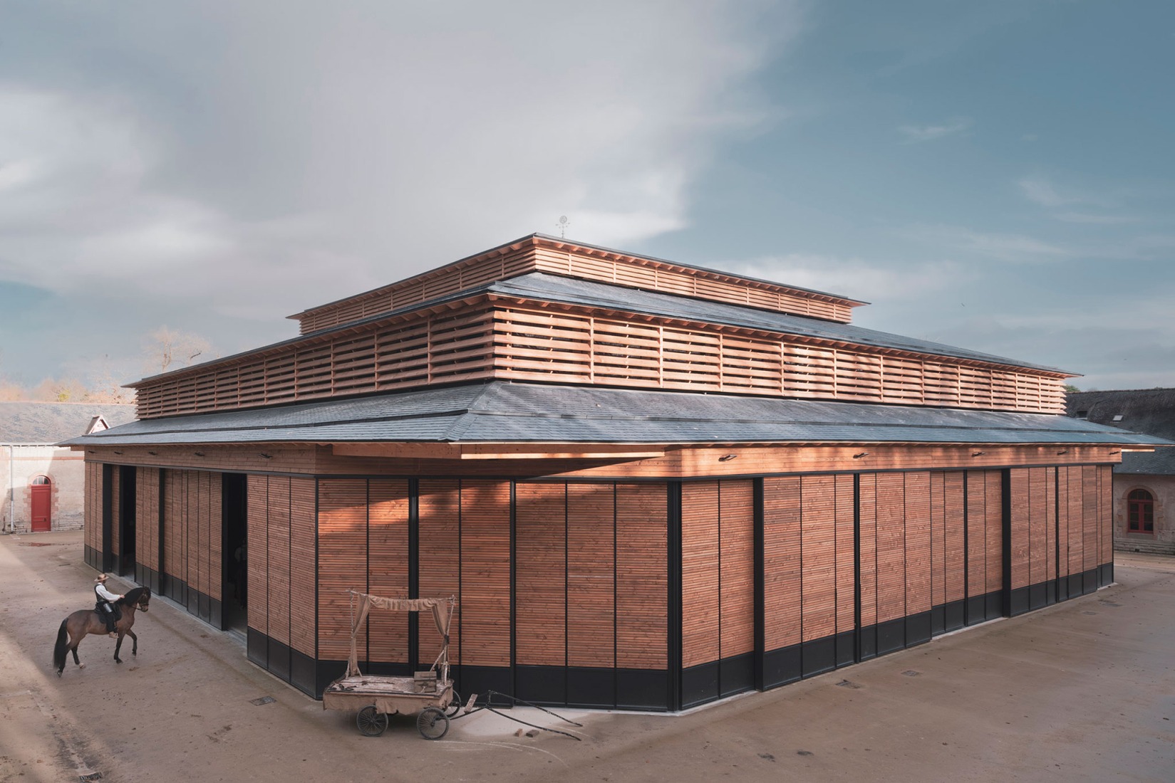 Sala Espectáculos Haras Nacional de Hennebont por K architectures. Fotografía por Yon de Poncins.