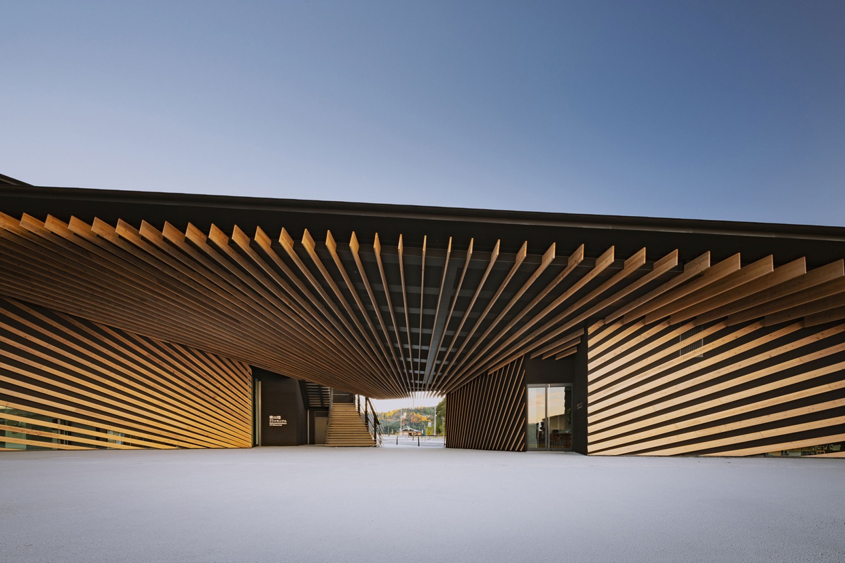 Memorial Minamisanriku 311 por KKAA. Fotografía por Keishin Horikoshi・Kosuke Nakao/SS Tokyo.