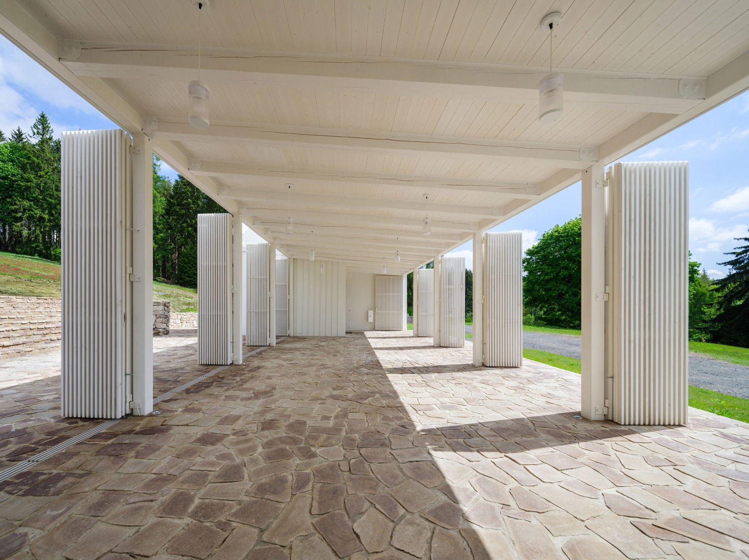 «Resurrección de los Sudetes» por No Architects. Fotografía por Studio Flusser.