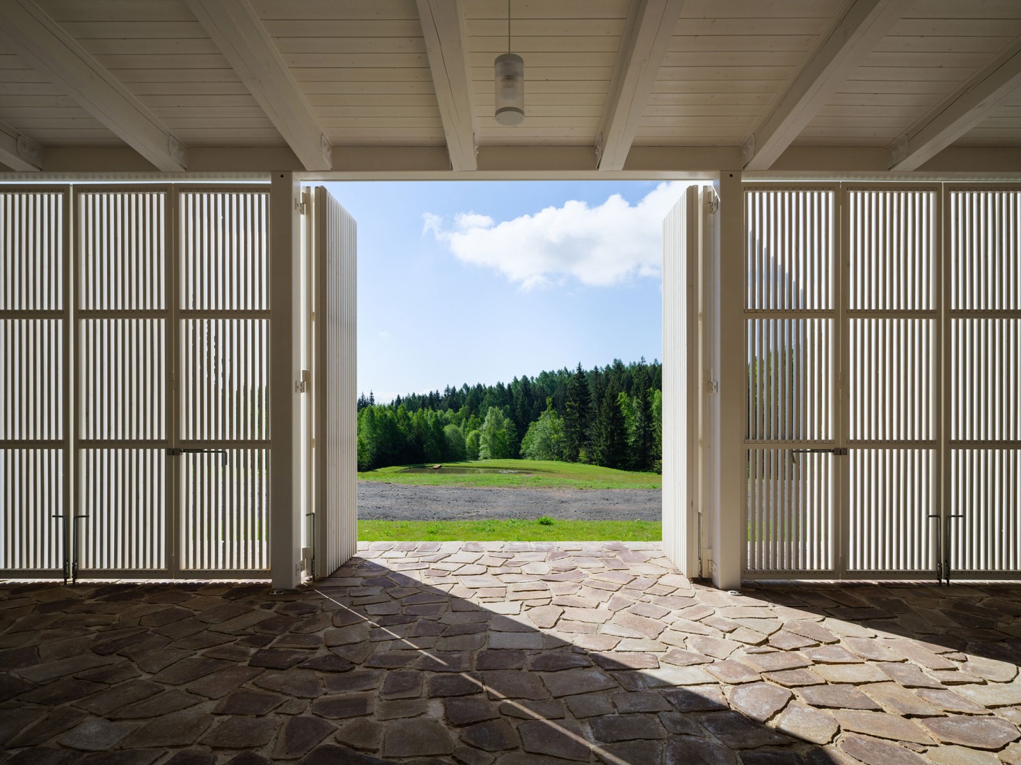 «Resurrección de los Sudetes» por No Architects. Fotografía por Studio Flusser.