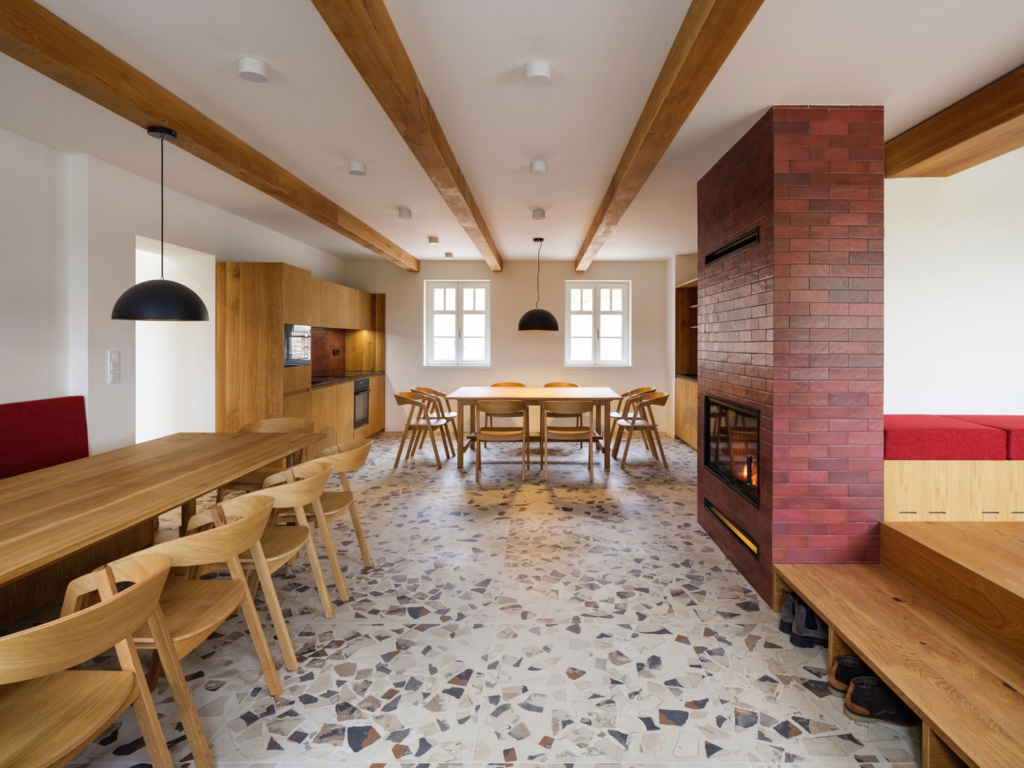 «Resurrección de los Sudetes» por No Architects. Fotografía por Studio Flusser.