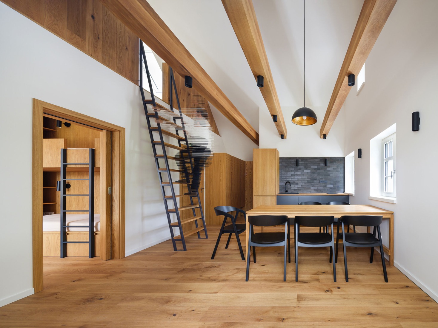 «Resurrección de los Sudetes» por No Architects. Fotografía por Studio Flusser.