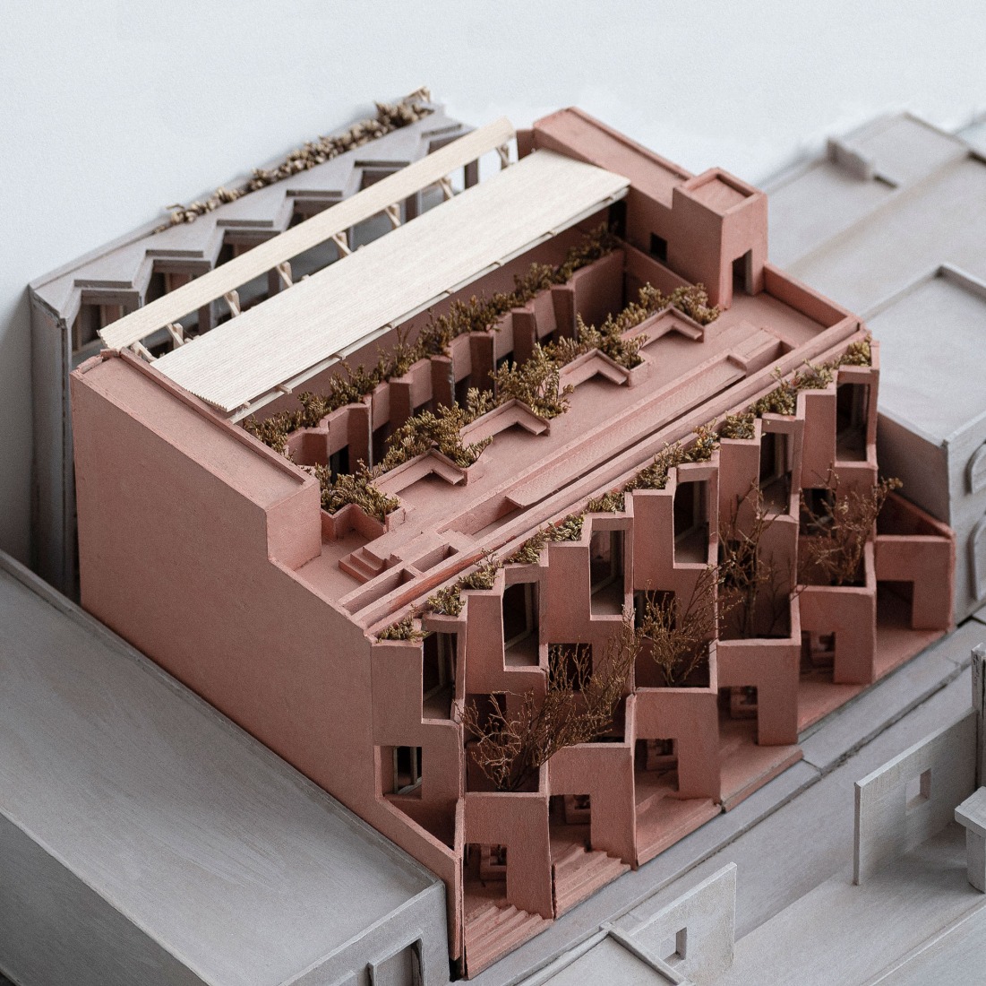 Model. Laiva Plaza by RA!.