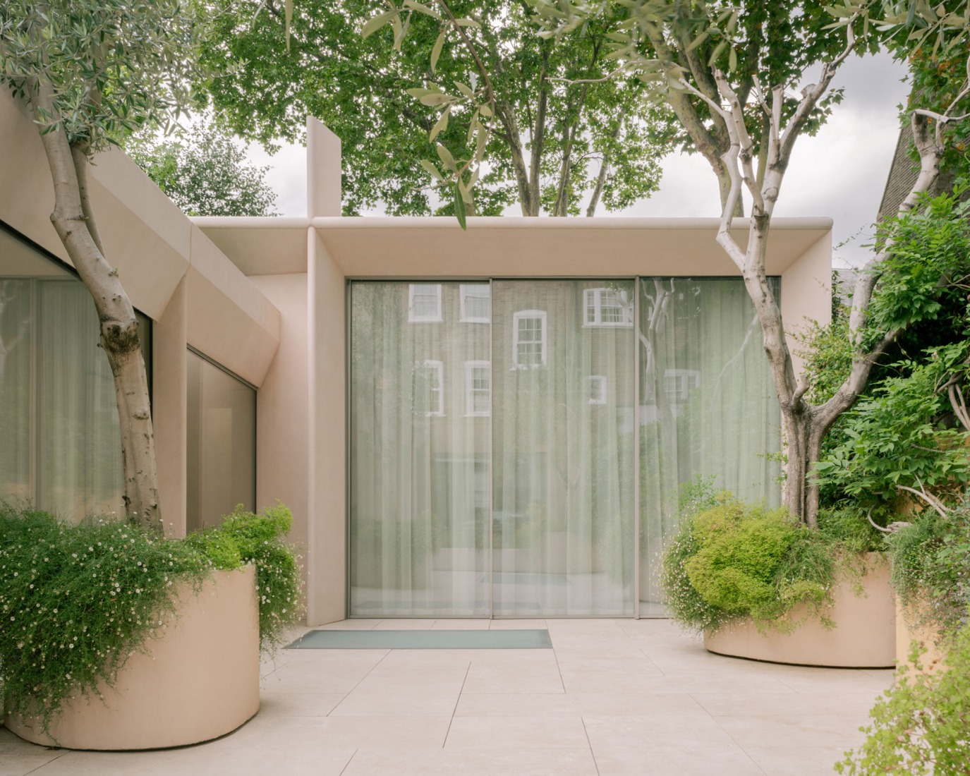«Mozart House» por Studio DERA. Fotografía por Lorenzo Zandri.
