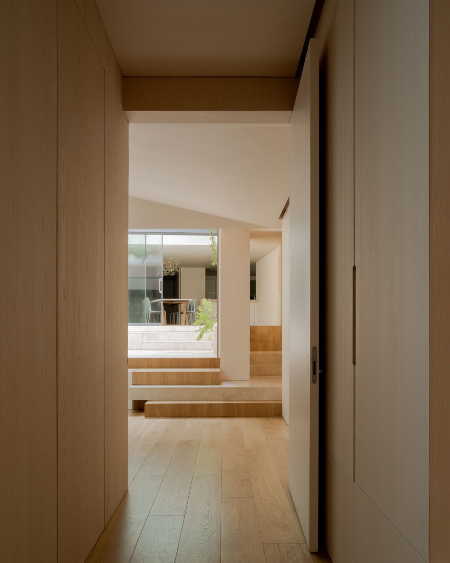 «Mozart House» por Studio DERA. Fotografía por Lorenzo Zandri.