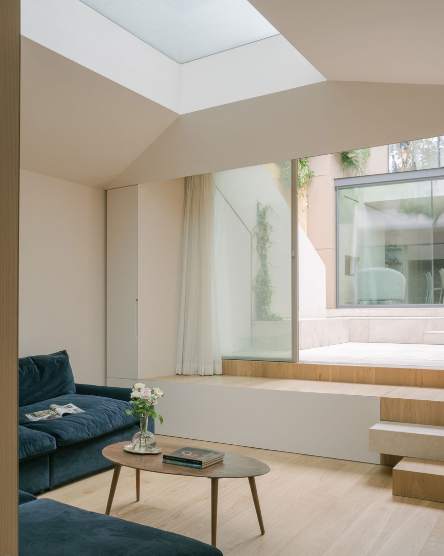 «Mozart House» por Studio DERA. Fotografía por Lorenzo Zandri.