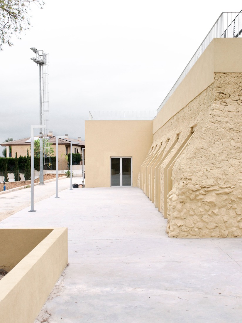 Cistern Conversion into Multi-Porpuse Space by Úbeda Valero. Photograph courtesy of Úbeda Valero.