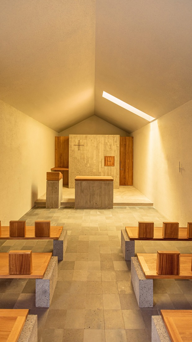 Church of Saint Michael the Archangel in Geneto by Alejandro Beautell. Photograph by Flavio Dorta.