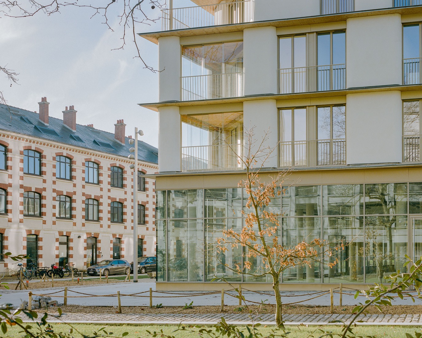 81 housing units by Atelier d’Architecture Ramdam + Palast. Photograph by Charles Bouchaib.